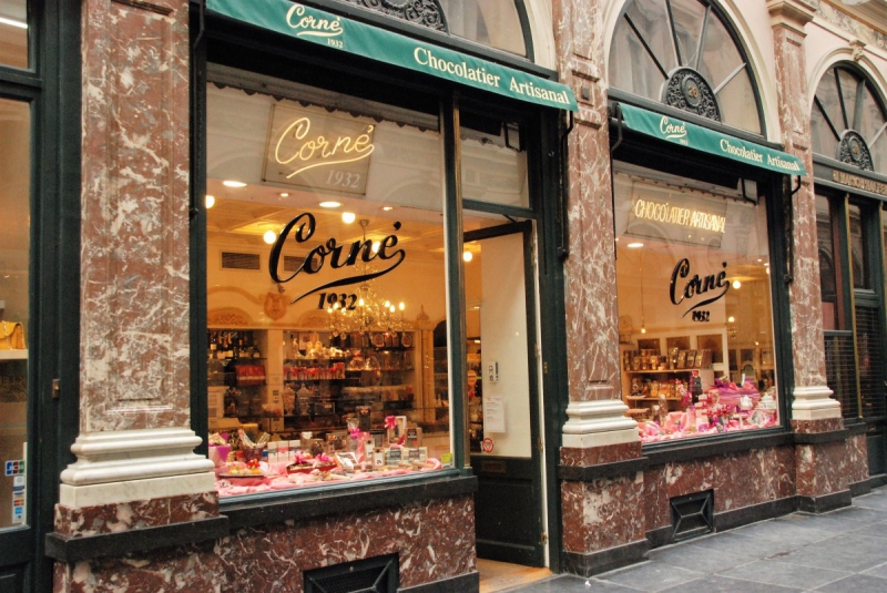 patisserie-GRASSE-min_chocolate_chocolaterie_shop_luxury_chic_gallery_brussels_belgium-558146